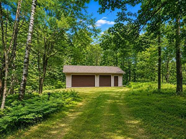 0.89 Acres of Residential Land for Sale in Brainerd, Minnesota