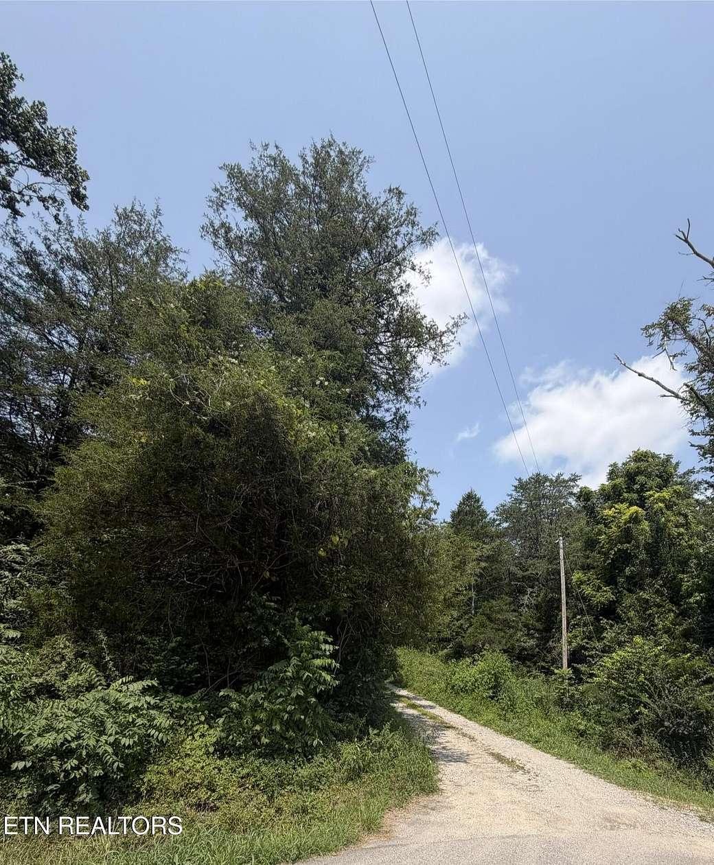 5 Acres of Residential Land for Sale in Heiskell, Tennessee