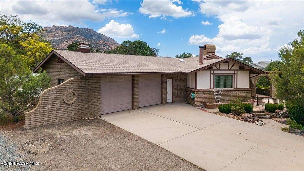 2 Acres of Land with Home for Sale in Prescott, Arizona