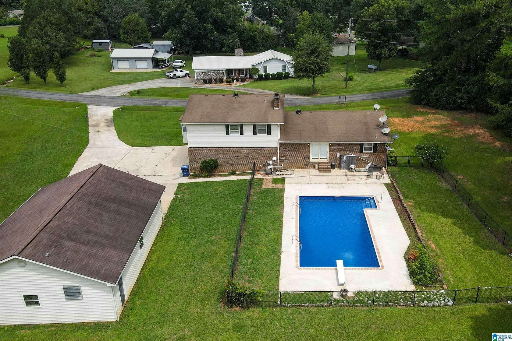1.5 Acres of Land with Home for Sale in Alexandria, Alabama