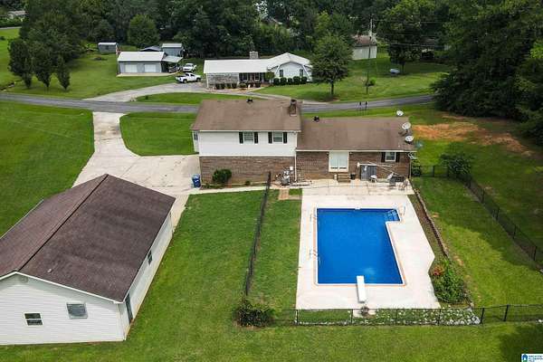 1.5 Acres of Land with Home for Sale in Alexandria, Alabama