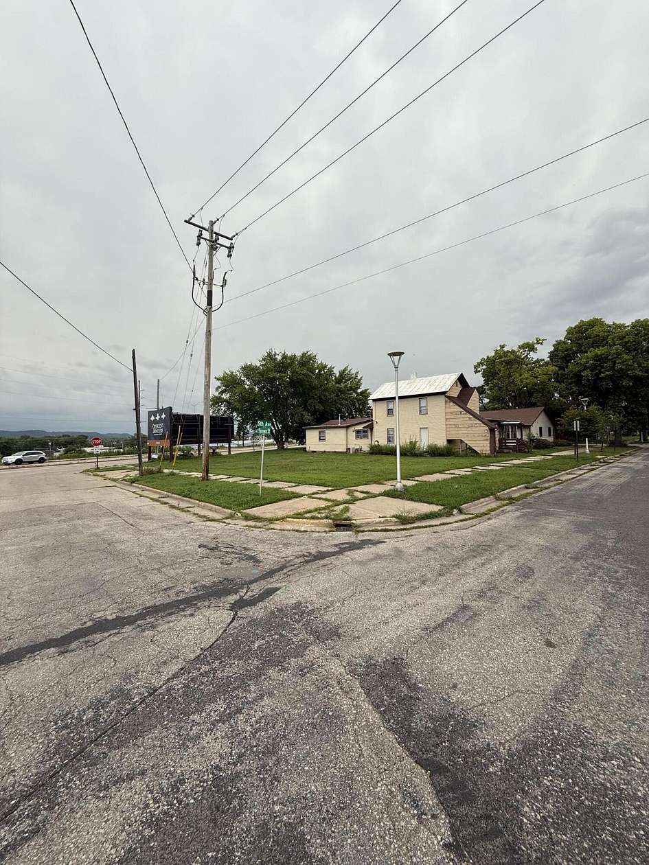 0.14 Acres of Mixed-Use Land for Sale in La Crosse, Wisconsin
