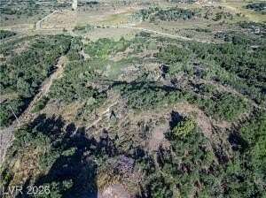 10 Acres of Recreational & Residential Land for Sale in Alton, Utah