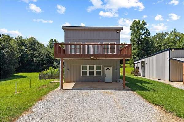 30 Acres of Land with Home for Lease in Homer, Georgia