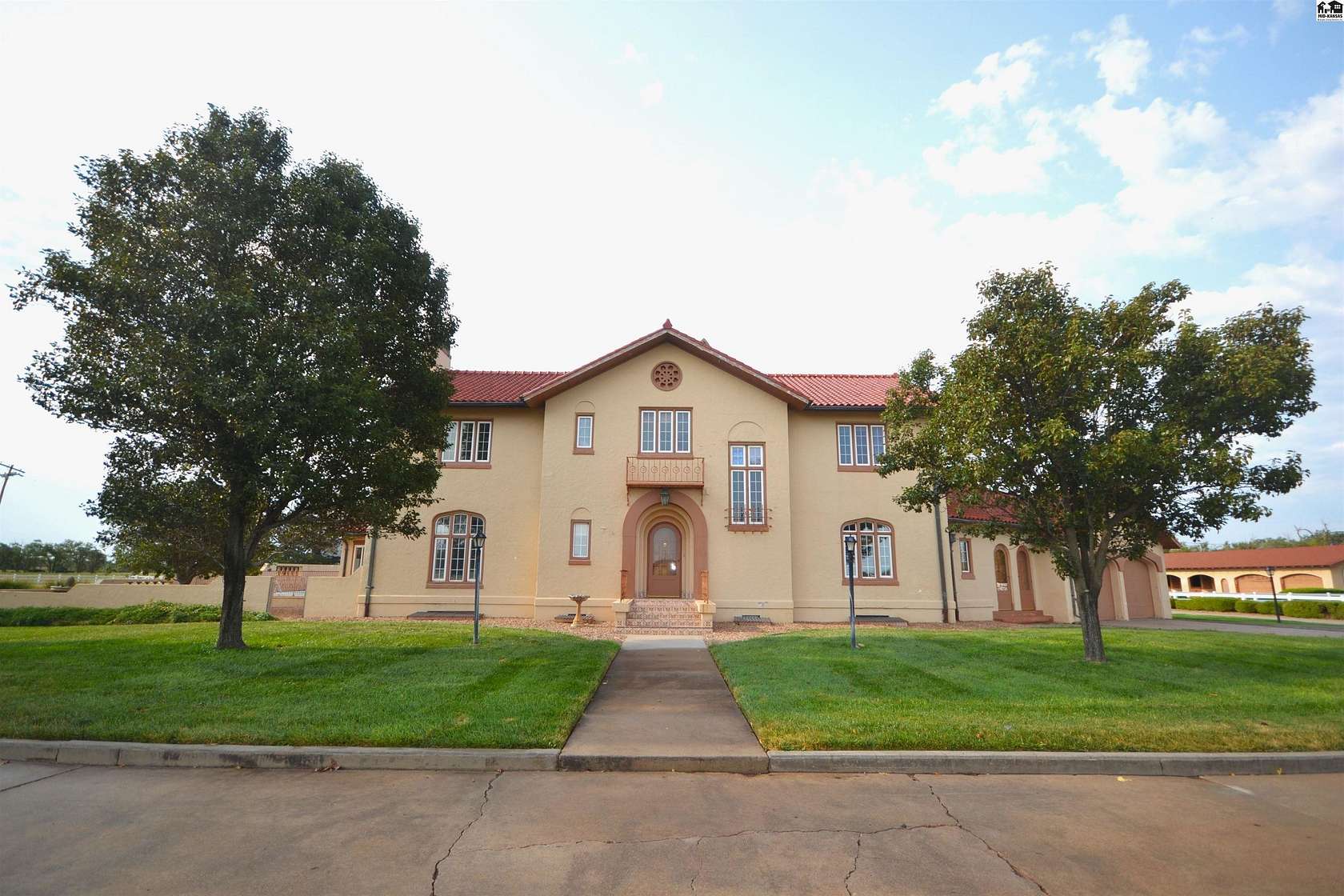 15.5 Acres of Land with Home for Sale in Hutchinson, Kansas