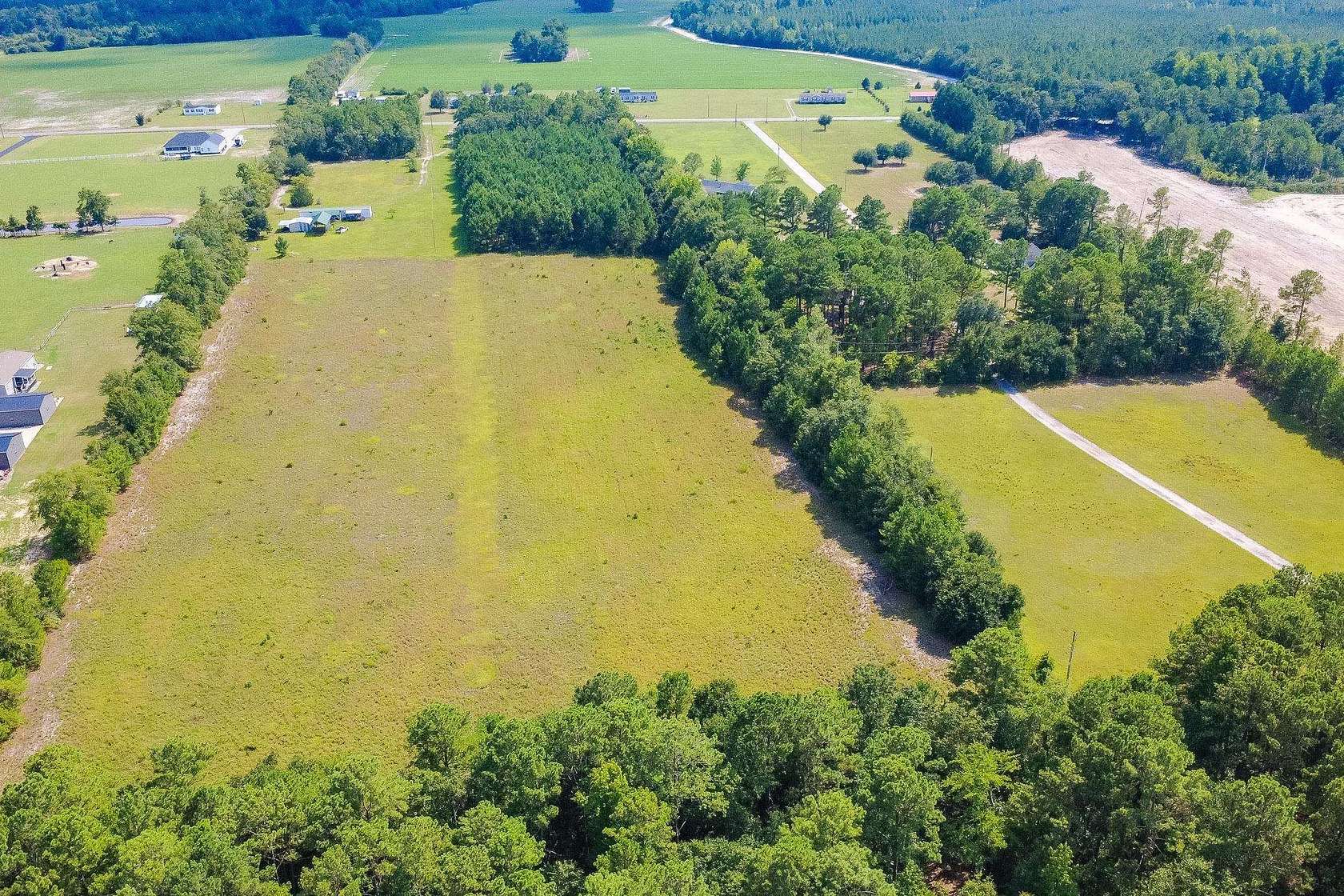 14 Acres of Recreational & Residential Land for Sale in Loris, South Carolina
