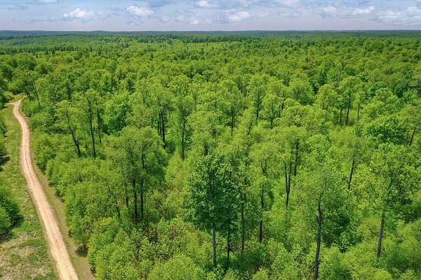 271 Acres of Recreational Land for Sale in Lewis Run, Pennsylvania