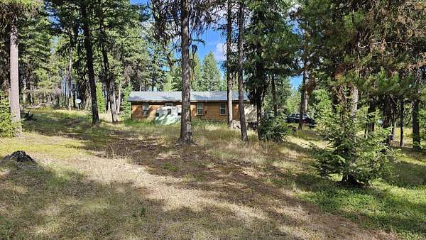 24 Acres of Land with Home for Sale in Wauconda, Washington
