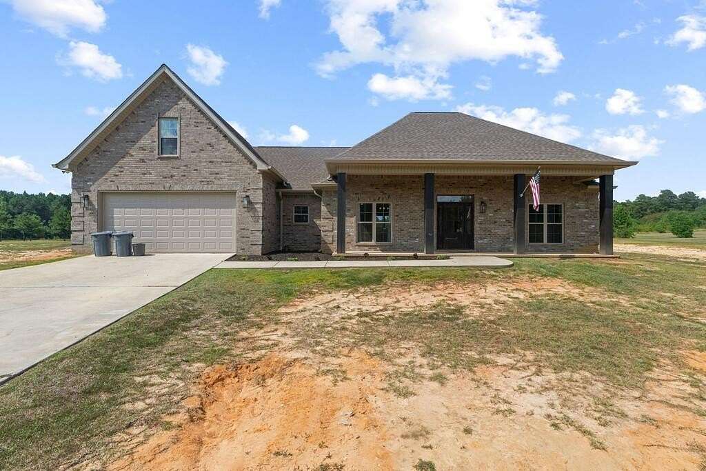 1.57 Acres of Land with Home for Sale in Ellisville, Mississippi