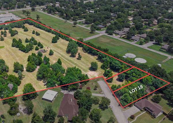 0.5 Acres of Residential Land for Sale in Commerce, Texas