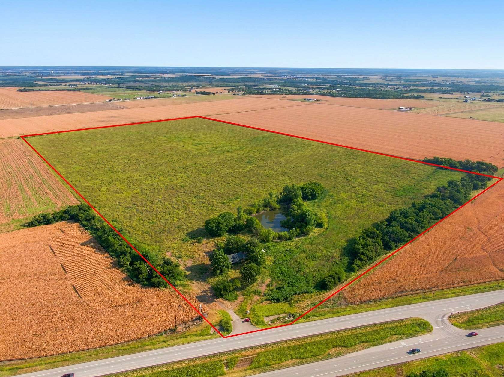 102 Acres of Land for Sale in Ennis, Texas