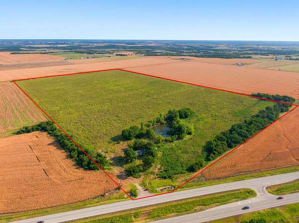 102 Acres of Land for Sale in Ennis, Texas