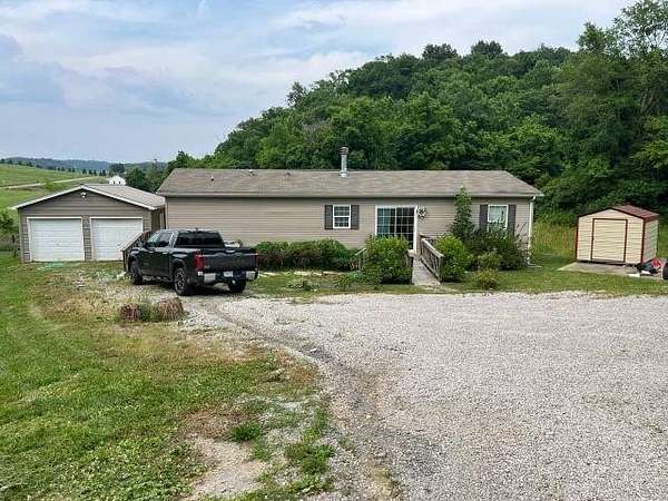 8 Acres of Land with Home for Sale in Burkesville, Kentucky