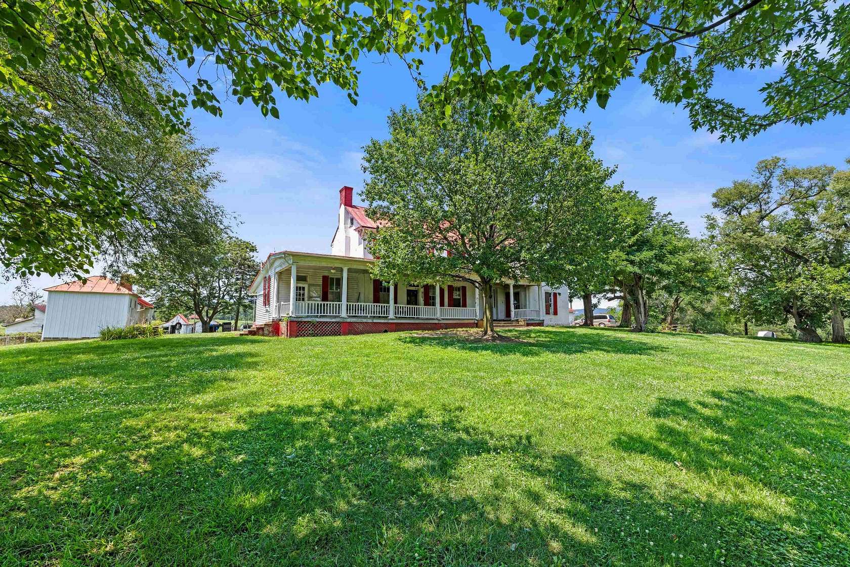 69.6 Acres of Agricultural Land with Home for Sale in Luray, Virginia
