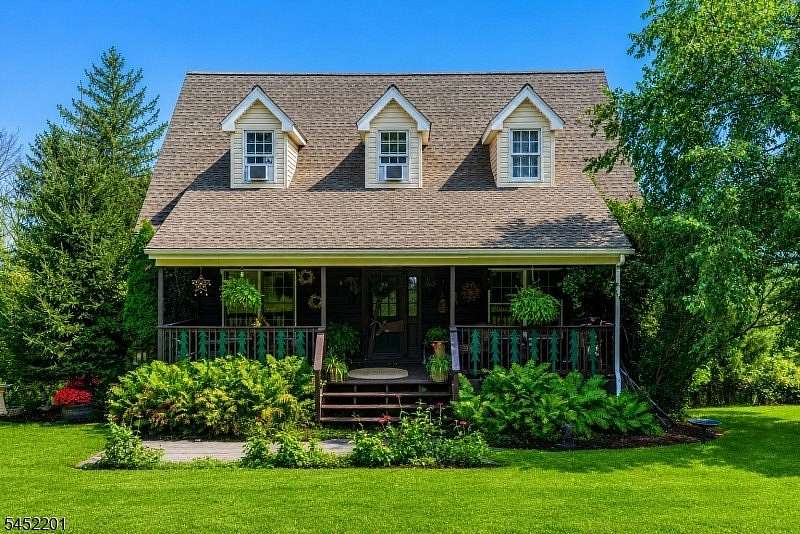 3.35 Acres of Land with Home for Sale in Hardwick Township, New Jersey