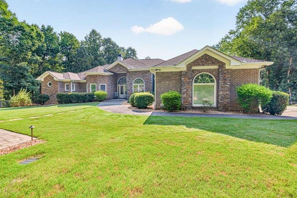 10 Acres of Land with Home for Sale in White, Georgia