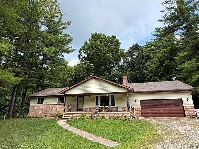 10.5 Acres of Land with Home for Sale in St. Clair, Michigan
