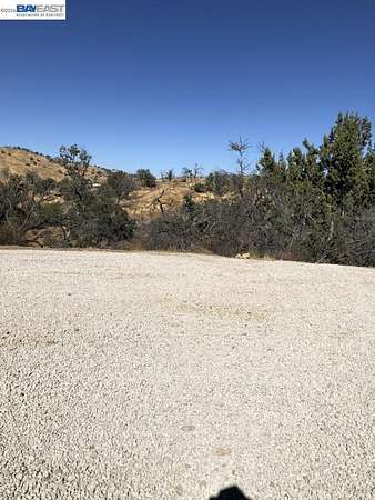 5 Acres of Land for Sale in Tracy, California