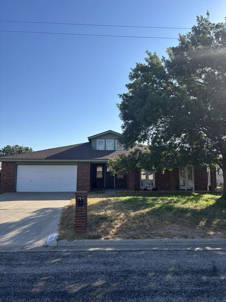 209 Acres of Land with Home for Sale in Big Spring, Texas
