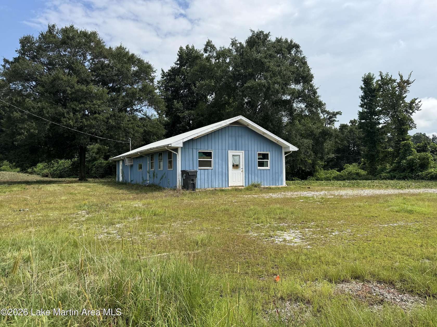 6 Acres of Improved Mixed-Use Land for Sale in Kellyton, Alabama