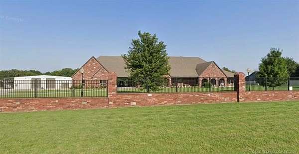 9 Acres of Land with Home for Sale in Coweta, Oklahoma