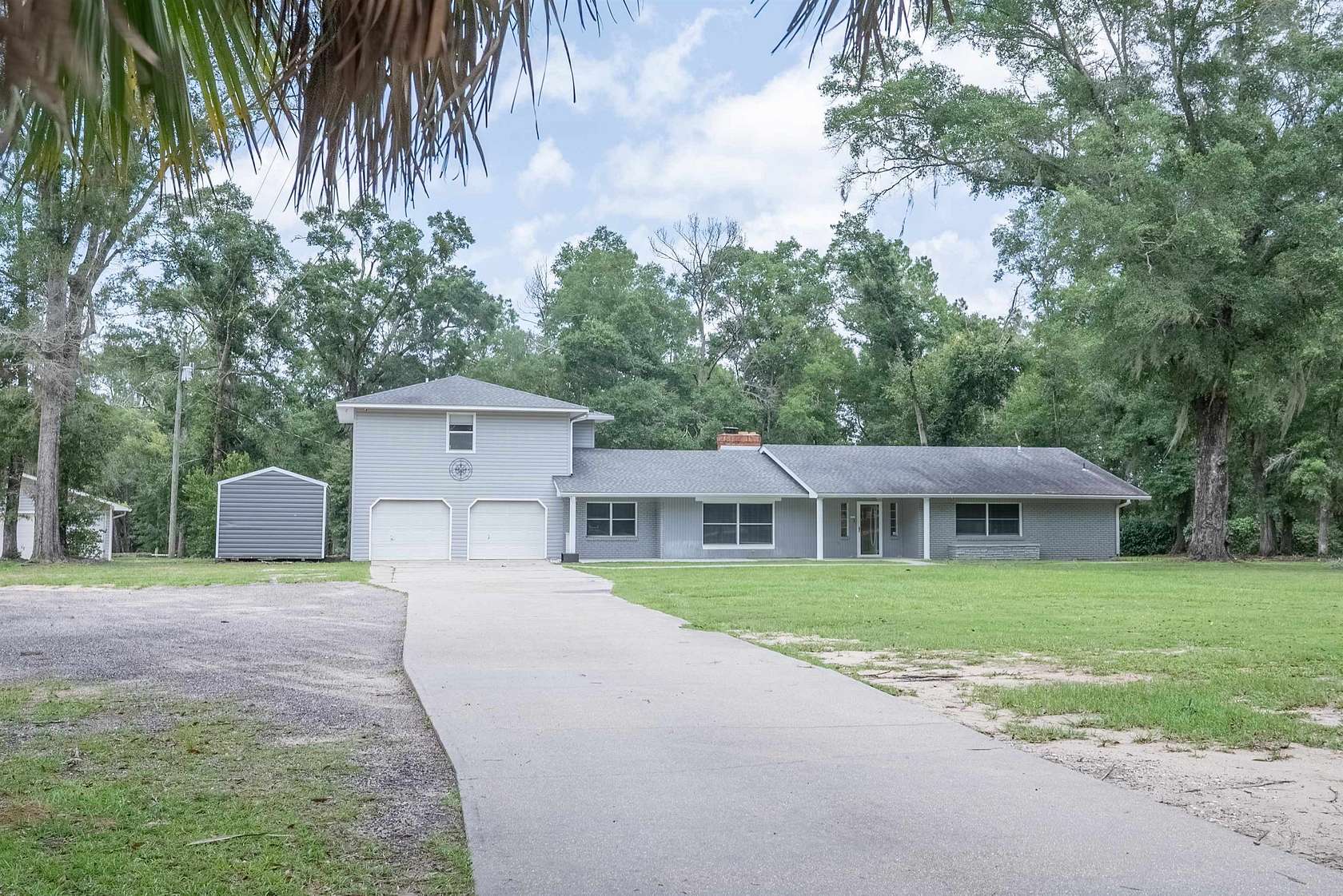 15.6 Acres of Land with Home for Sale in Tallahassee, Florida