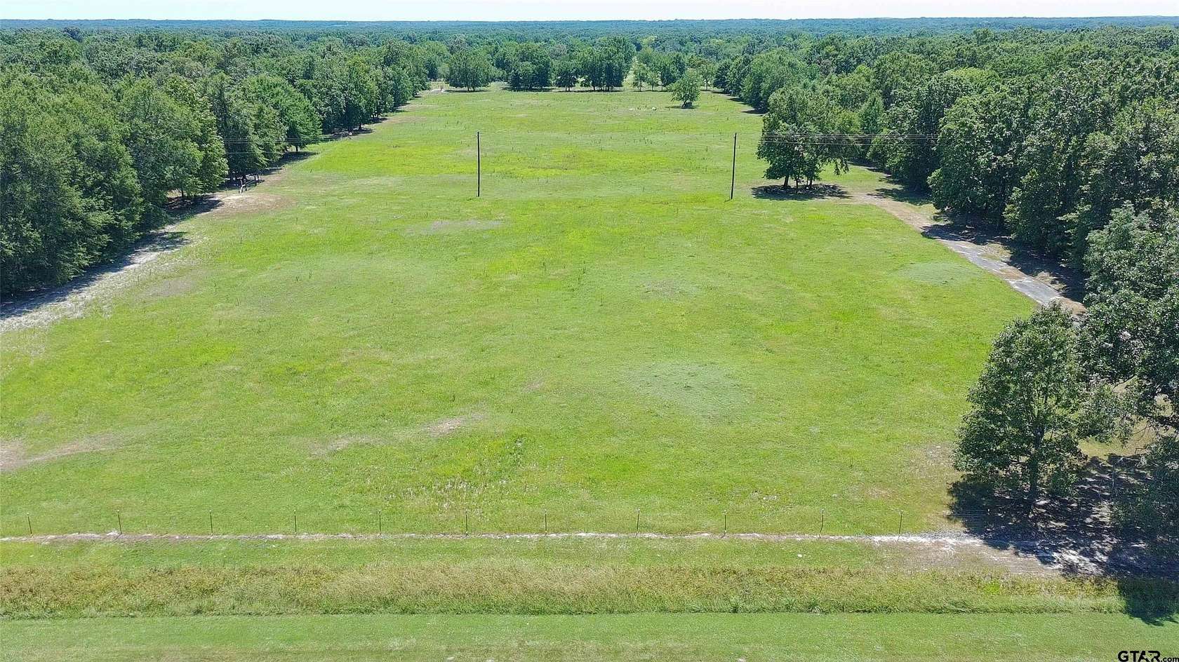 9.73 Acres of Residential Land for Sale in Mount Pleasant, Texas