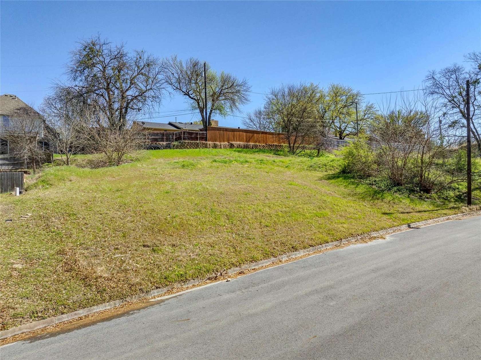 0.95 Acres of Residential Land for Sale in Sherman, Texas
