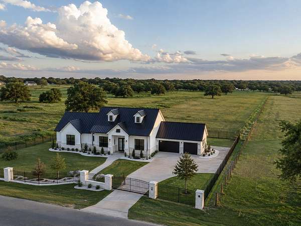 5 Acres of Land for Sale in Terrell, Texas