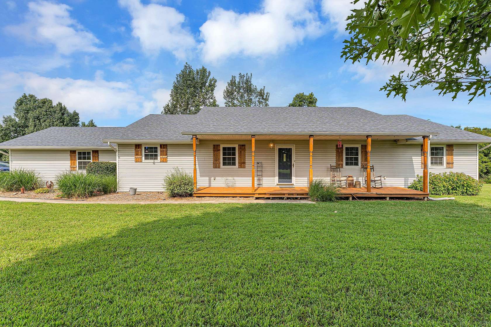 3.55 Acres of Land with Home for Sale in Marshfield, Missouri