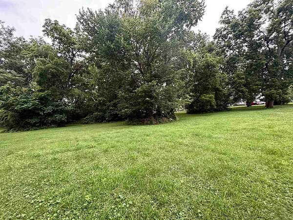 1 Acre of Residential Land for Sale in Belvidere, Illinois