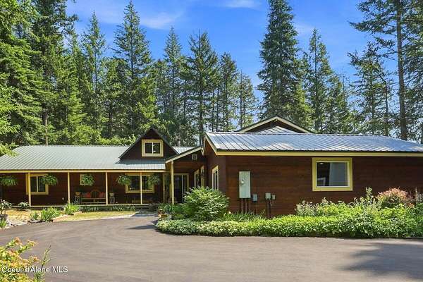 2 Acres of Land with Home for Sale in Athol, Idaho