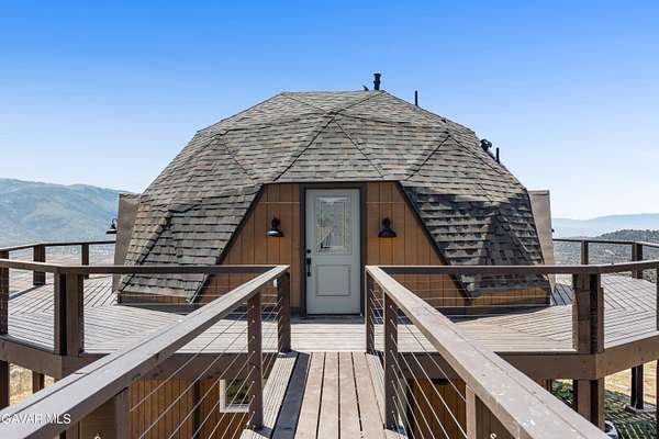 7.8 Acres of Land with Home for Sale in Tehachapi, California