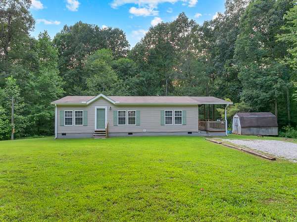 5.39 Acres of Land with Home for Sale in Wartrace, Tennessee