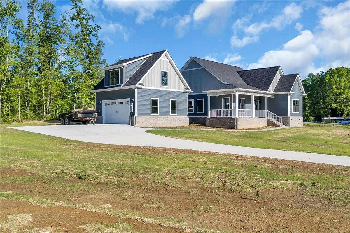 2 Acres of Land with Home for Sale in Wartrace, Tennessee
