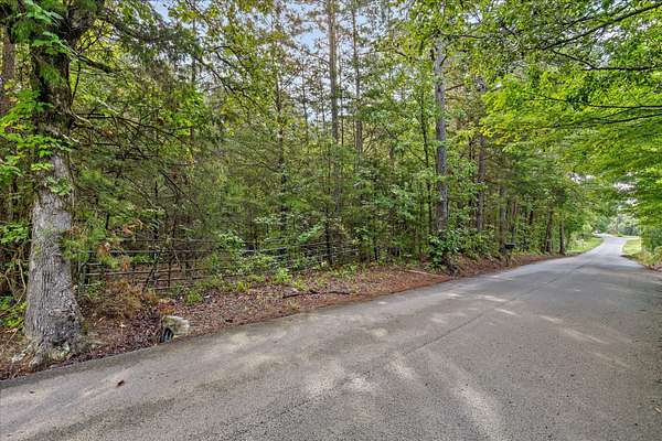 5 Acres of Residential Land for Sale in Birchwood, Tennessee