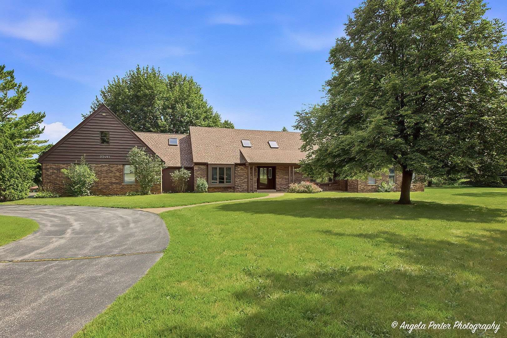 1.58 Acres of Land with Home for Sale in Ingleside, Illinois