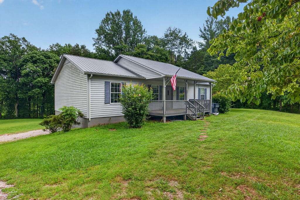4.8 Acres of Land with Home for Sale in Cookeville, Tennessee