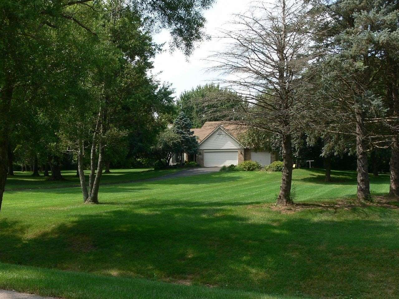 2.45 Acres of Land with Home for Sale in Belvidere, Illinois