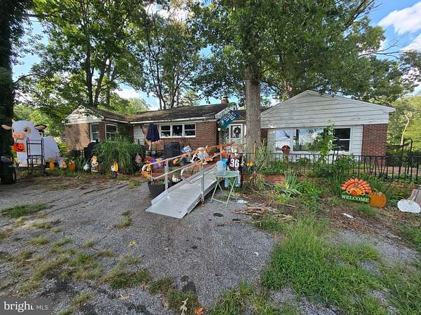 21.9 Acres of Agricultural Land with Home for Sale in Pittsgrove Township, New Jersey