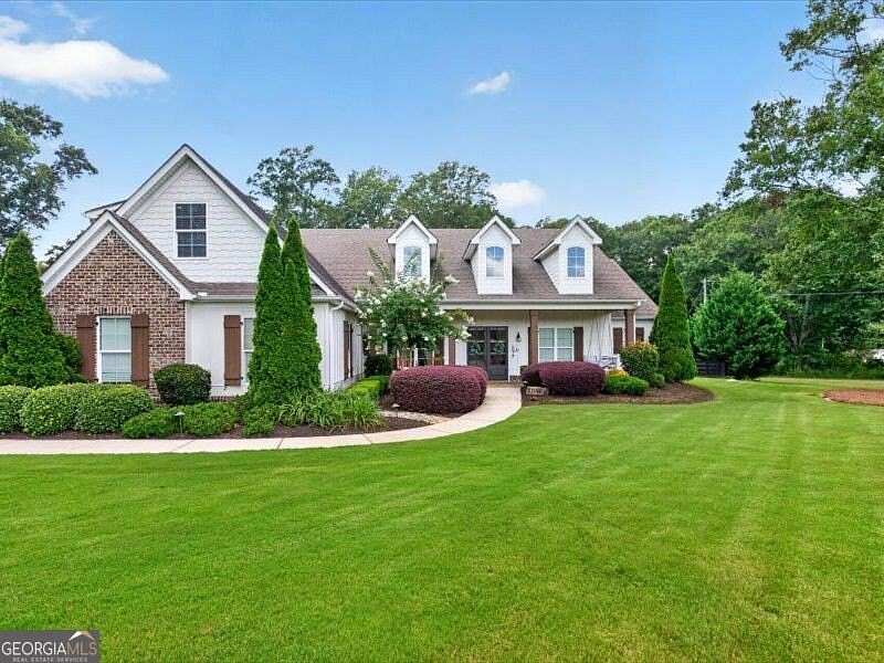 2.8 Acres of Land with Home for Sale in Newnan, Georgia