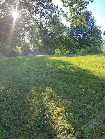 2 Acres of Residential Land for Sale in Cadiz, Kentucky