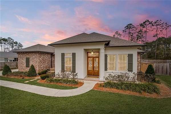 Land with Home for Sale in Mandeville, Louisiana