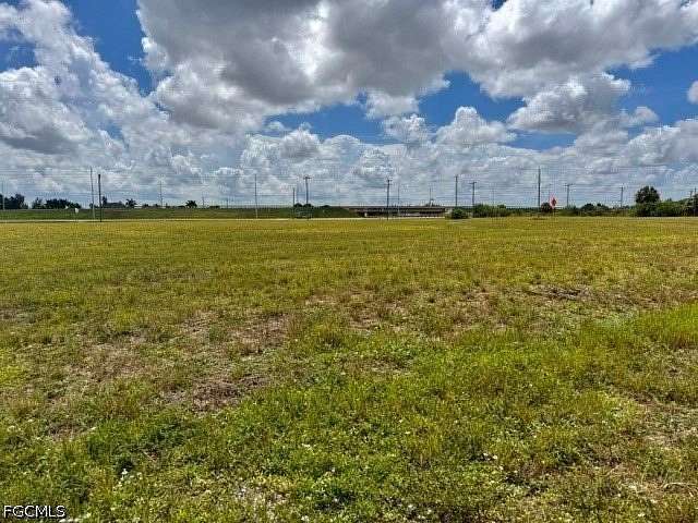 0.25 Acres of Land for Sale in Cape Coral, Florida