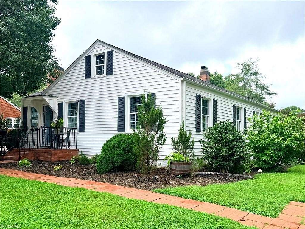 1.9 Acres of Improved Mixed-Use Land for Sale in Elkin, North Carolina