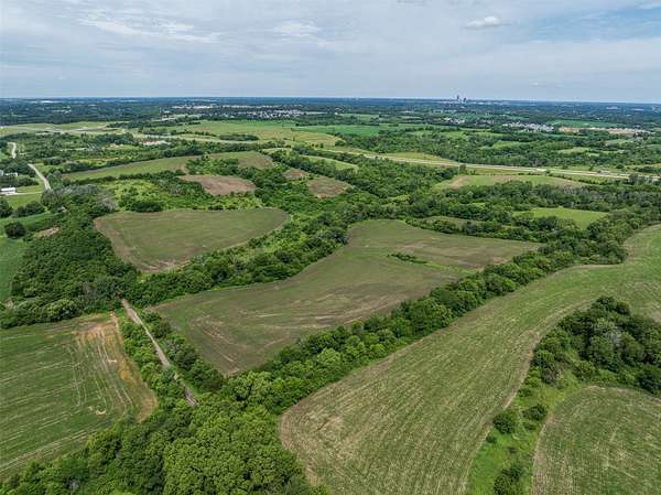 73 Acres of Land for Sale in Des Moines, Iowa