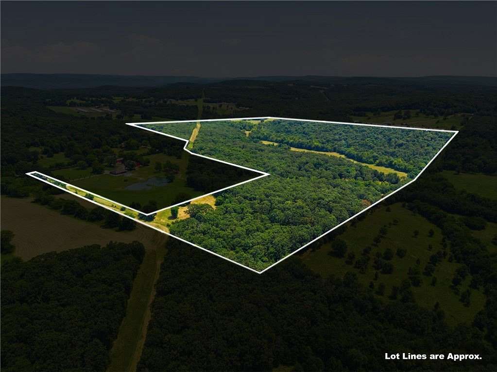 106 Acres of Recreational & Residential Land for Sale in Fayetteville, Arkansas