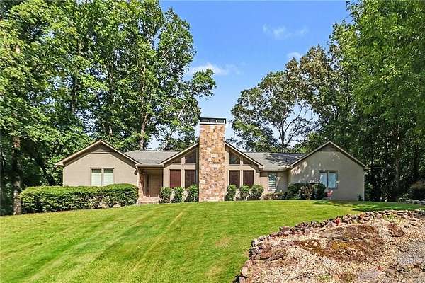10 Acres of Land with Home for Sale in Newnan, Georgia