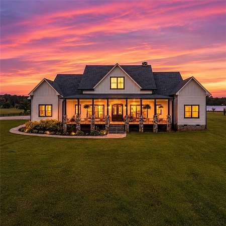 25 Acres of Agricultural Land with Home for Sale in Lanett, Alabama