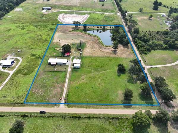 10 Acres of Recreational Land with Home for Sale in Eustace, Texas